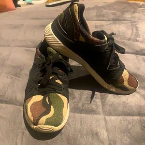 Camo running shoes